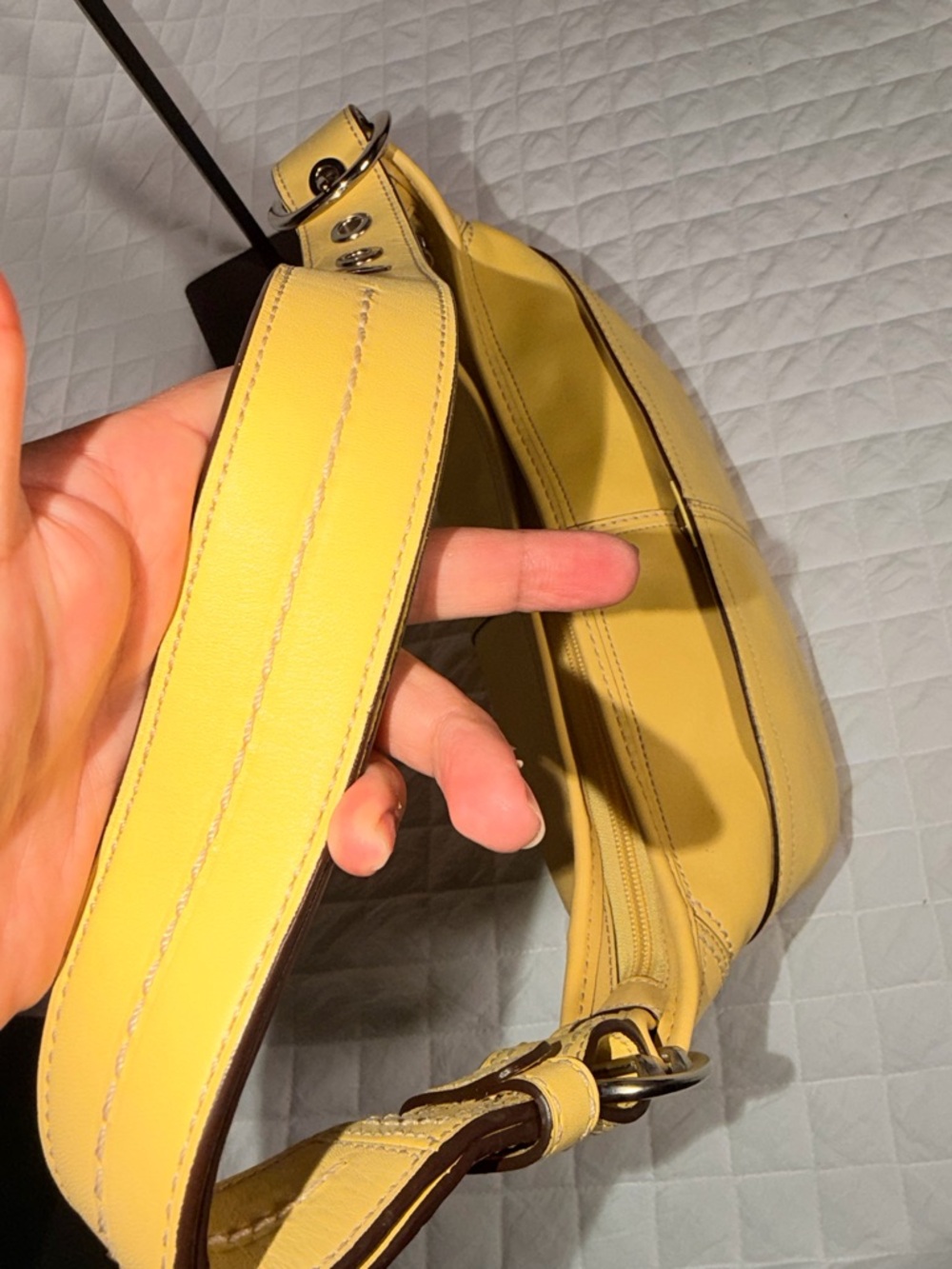 Coach Yellow Leather Shoulder Bag - Picture 5 of 13